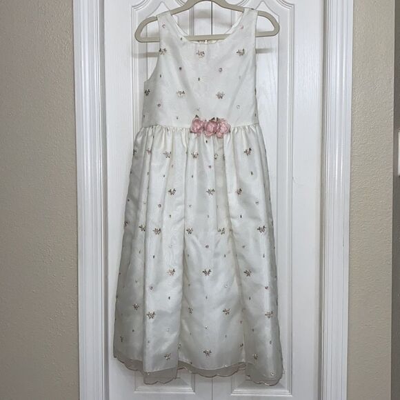 Special Occasion Floral Dress for Girls - Picture 3 of 8